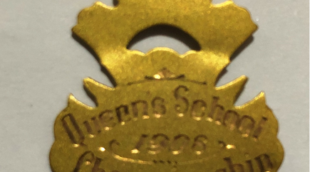 Queen’s College medallion