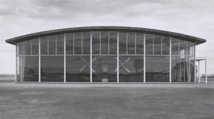 Plane Hanger