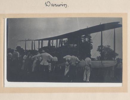 photo of the vimy landed 