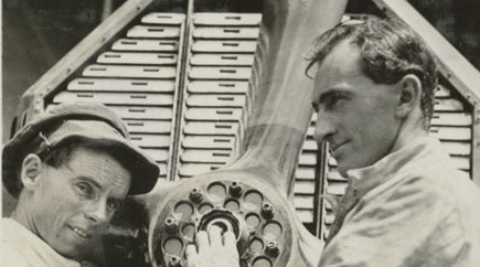Ross Smith’s mechanics Jim Bennett and Wally Shier