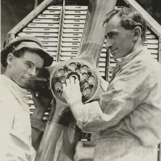 Ross Smith’s mechanics Jim Bennett and Wally Shiers